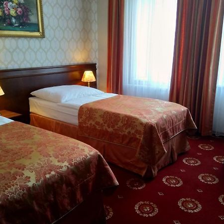 שיצ'וצ'ינק Hotel Kopernik מראה חיצוני תמונה