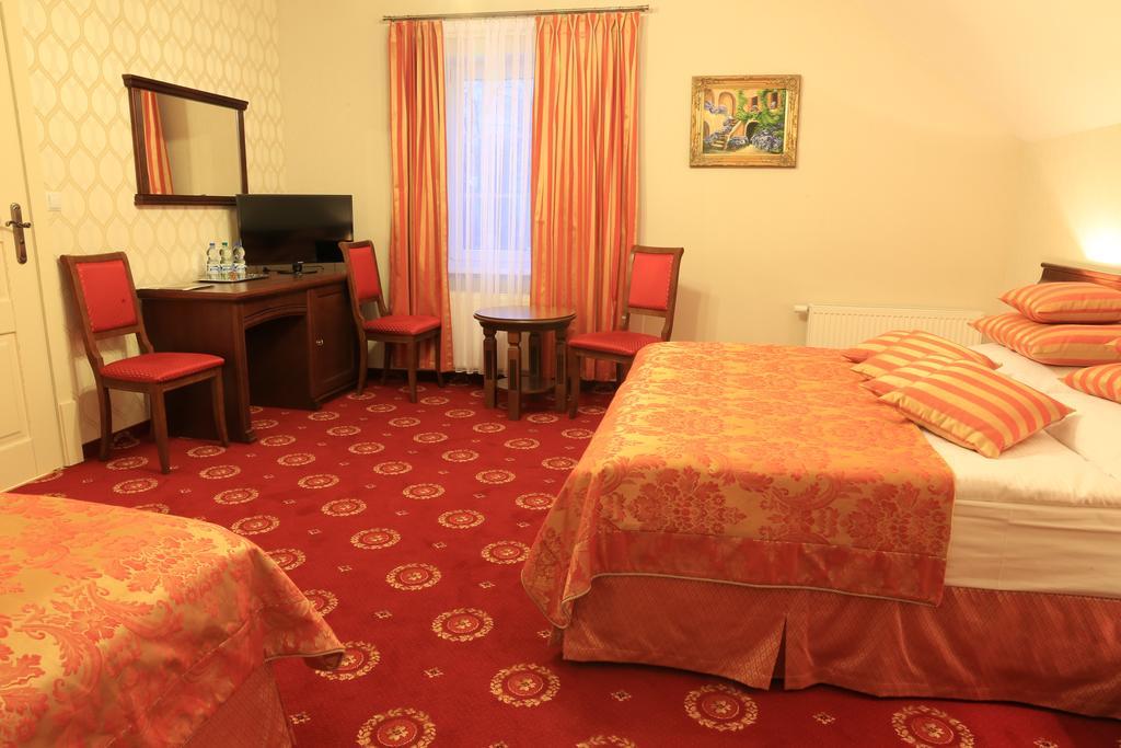 שיצ'וצ'ינק Hotel Kopernik חדר תמונה