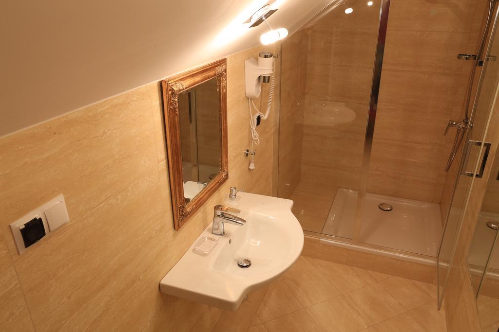 שיצ'וצ'ינק Hotel Kopernik חדר תמונה