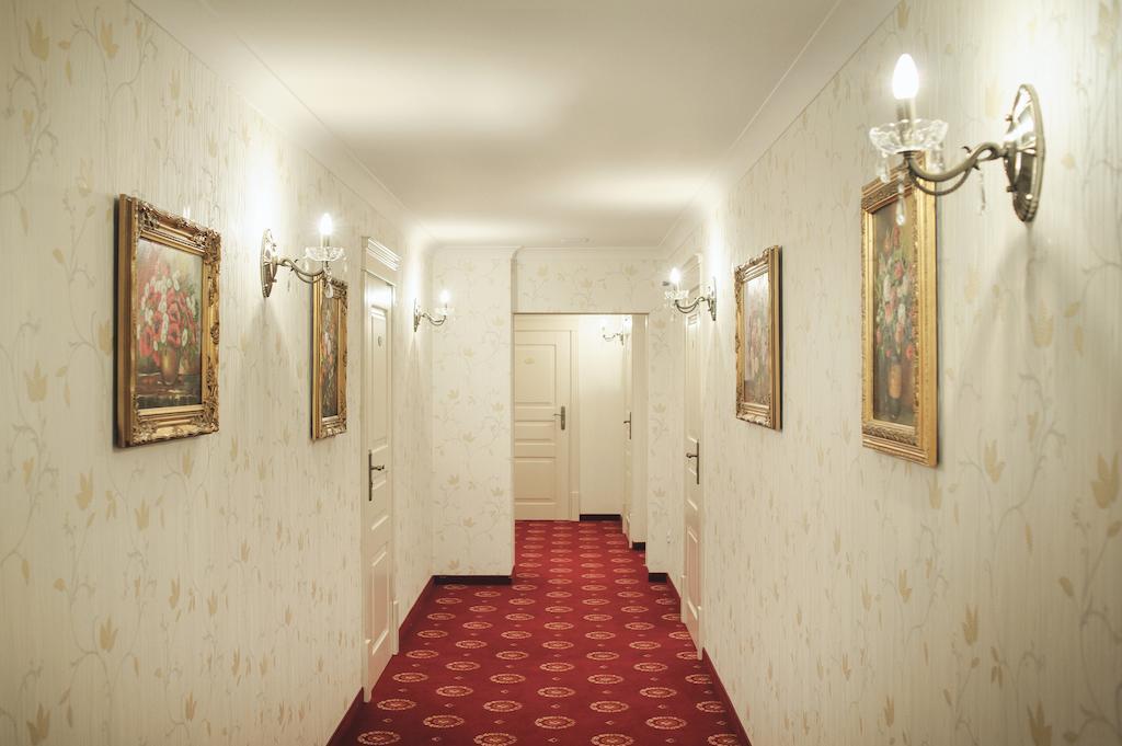 שיצ'וצ'ינק Hotel Kopernik מראה חיצוני תמונה
