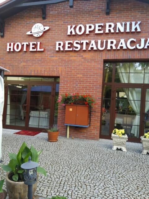 שיצ'וצ'ינק Hotel Kopernik מראה חיצוני תמונה